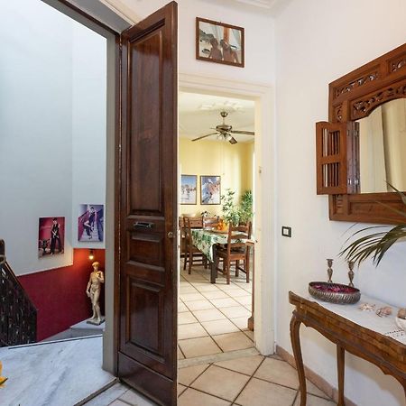Zefiro Rooms Катанія Екстер'єр фото