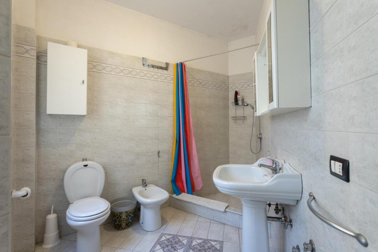Zefiro Rooms Катанія Екстер'єр фото