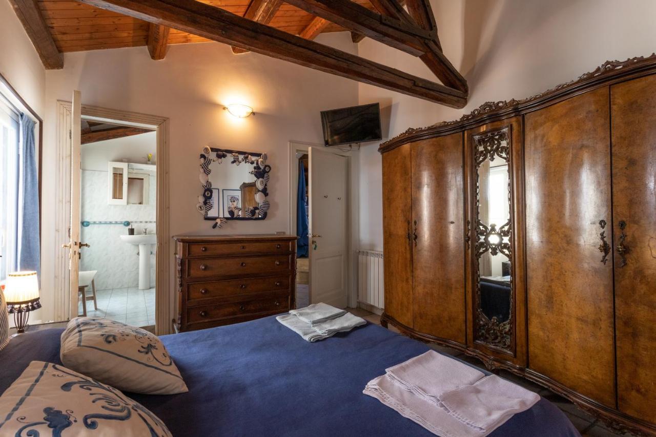 Zefiro Rooms Катанія Екстер'єр фото