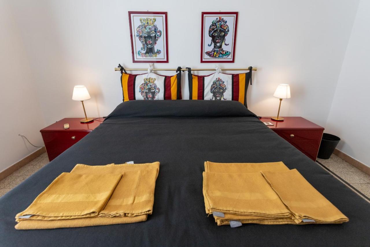 Zefiro Rooms Катанія Екстер'єр фото